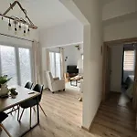 Vakantiehuis «έλα…δάρα»