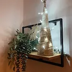 «έλα…δάρα» *