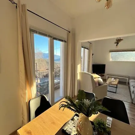 度假居 «έλα…δάρα» Daras