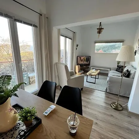 «έλα…δάρα»