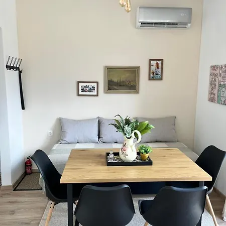 «έλα…δάρα» Holiday home