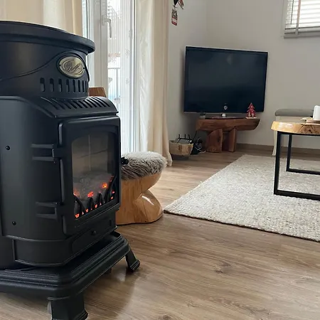 Дом отдыха «έλα…δάρα» *