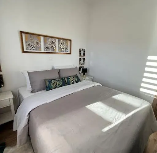 έλα…δάρα Δάρας